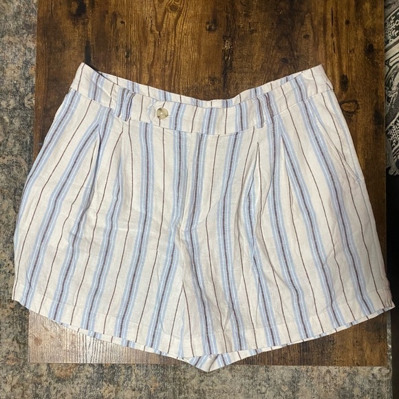 LOFT Linen Blend Striped 5" Shorts Size 14 NWT - Picture 2 of 8